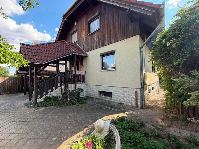 Eladó ház Budapest XVII. kerület, Rákoscsaba-Újtelep 110 nm
