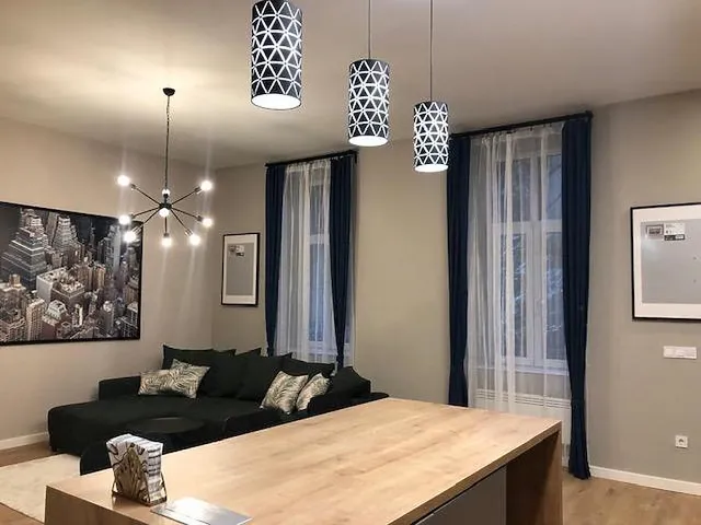 Eladó lakás Budapest VI. kerület, Eötvös utca 69 nm