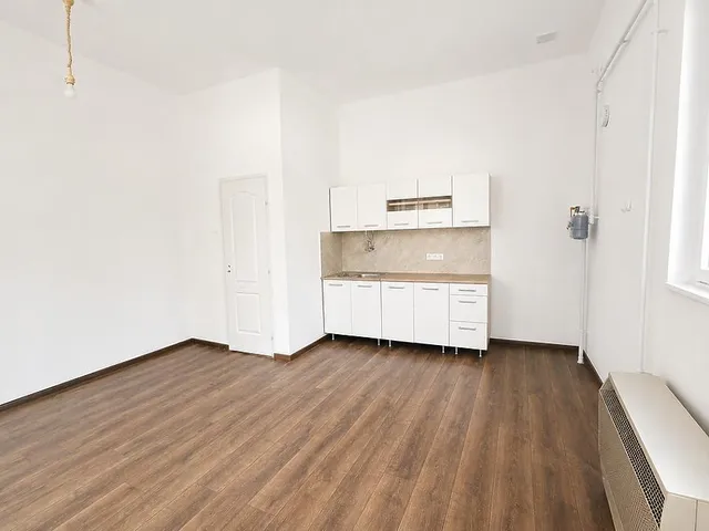 Eladó ház Budapest IV. kerület, Újpest, Baross utca 25 nm