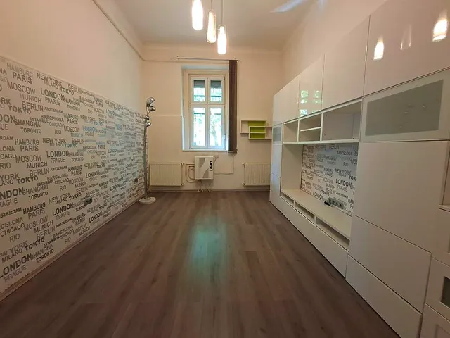 Eladó lakás Budapest X. kerület, Ligettelek 37 nm