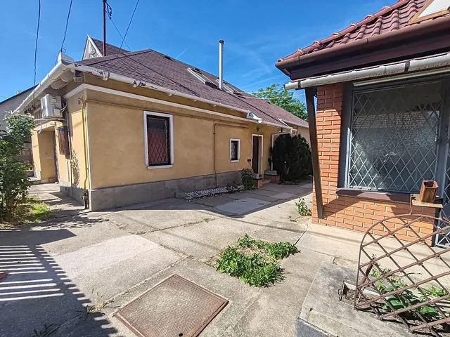 Eladó kereskedelmi és ipari ingatlan Budapest XVII. kerület, Rákoskeresztúr 115 nm