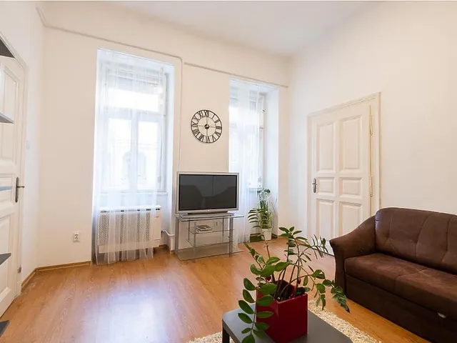 Eladó lakás Budapest VII. kerület, Almássy utca 43 nm