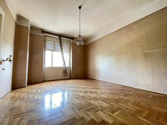 Eladó lakás Budapest VII. kerület, Dózsa György út 79 nm