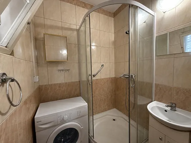 Eladó lakás Budapest III. kerület, Békásmegyer 32 nm