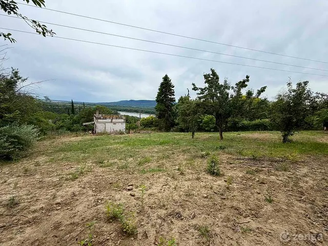 Eladó telek Vác 590 nm