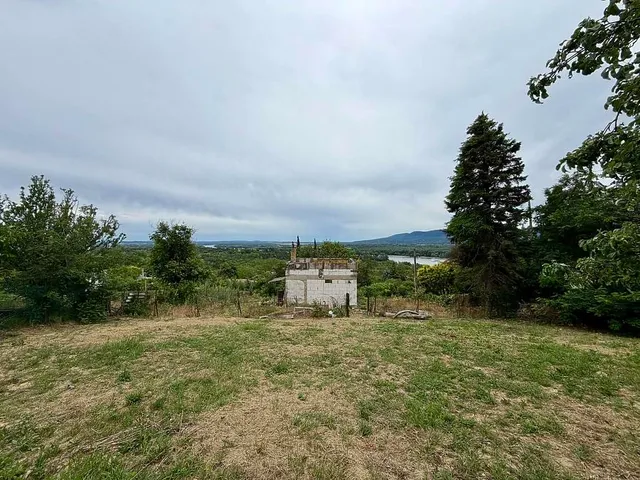 Eladó telek Vác 695 nm