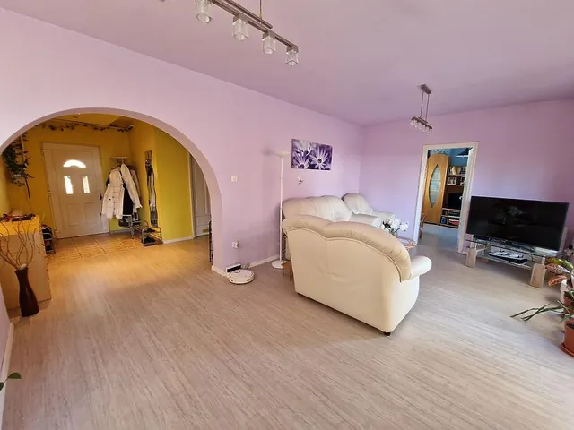 Eladó ház Dunakeszi 139 nm