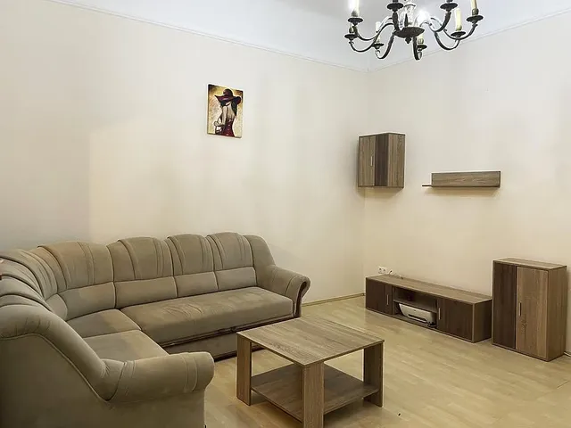 Kiadó lakás Budapest VIII. kerület, Orczynegyed 52 nm