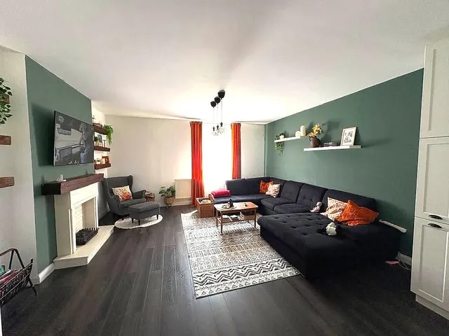 Eladó ház Budapest XVI. kerület, Rákosszentmihály 225 nm