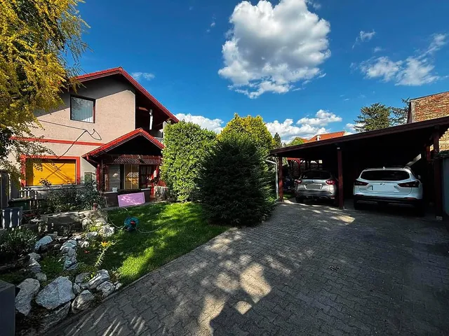 Eladó ház Budapest XV. kerület, Rákospalota 139 nm