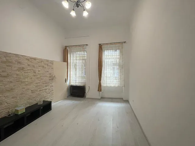 Eladó lakás Budapest VII. kerület, Jósika utca 36 nm