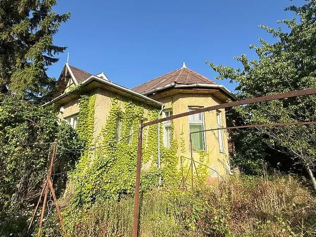 Eladó ház Budapest XI. kerület, Sasad-Sashegy XI. ker. 110 nm