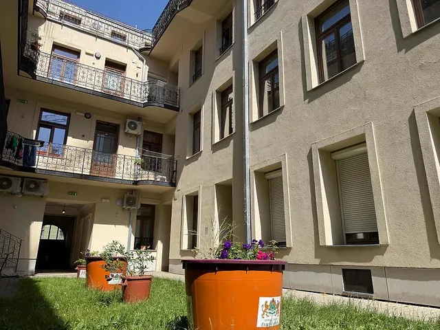 Eladó lakás Budapest IX. kerület, Viola utca 57 nm