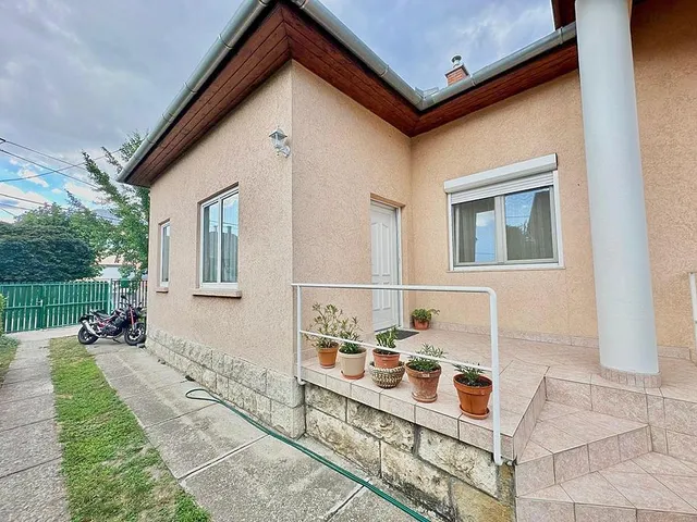 Eladó ház Budapest III. kerület, Csillaghegy 60 nm