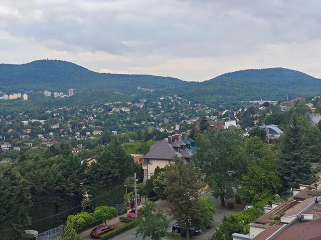 Eladó lakás Budapest II. kerület, Csatárka 54 nm