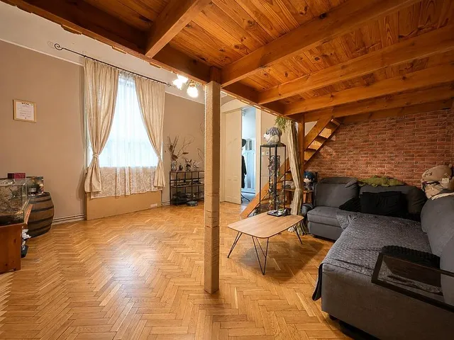 Eladó lakás Budapest II. kerület, Országút 72 nm