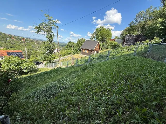 Eladó telek Szentendre 1094 nm