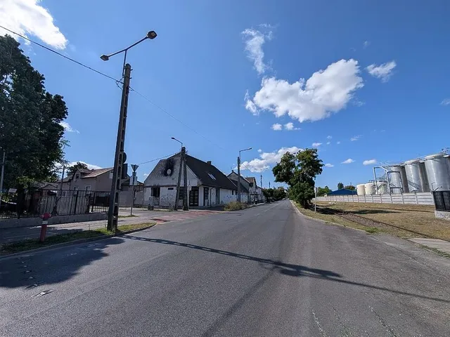 Kiadó kereskedelmi és ipari ingatlan Budapest IV. kerület, Újpest 246 nm