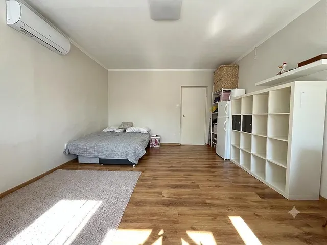 Eladó lakás Budapest X. kerület, Újhegy 29 nm