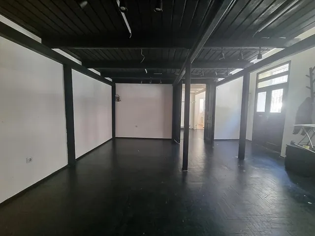 Kiadó kereskedelmi és ipari ingatlan Budapest VI. kerület 74 nm