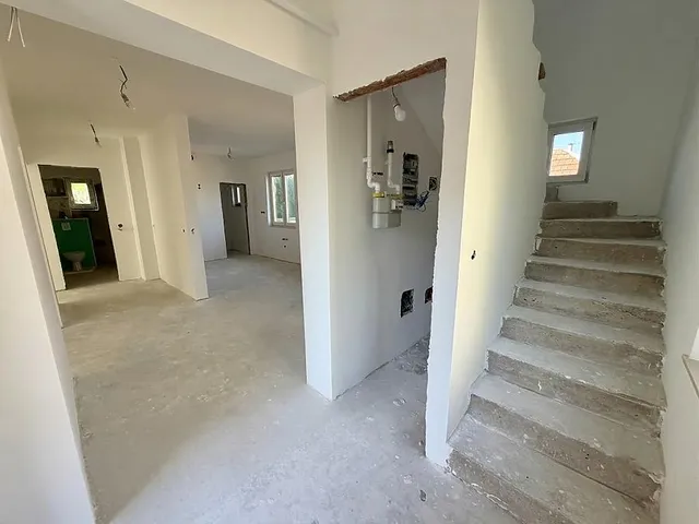 Eladó ház Vác 162 nm