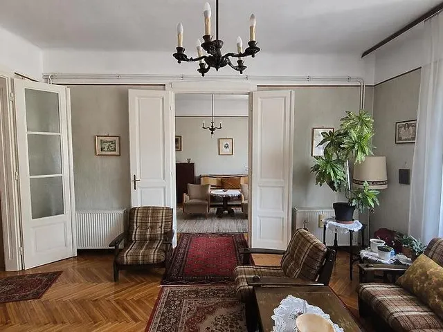 Eladó lakás Budapest XI. kerület, Szentimreváros, Kosztolányi Dezső tér 81 nm