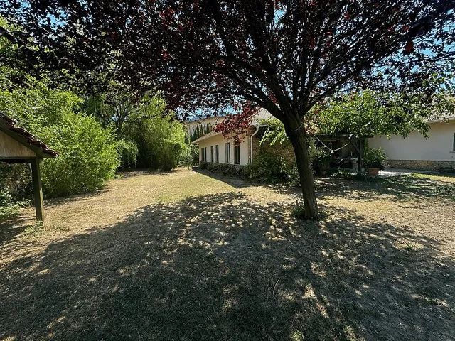 Eladó ház Üröm 208 nm