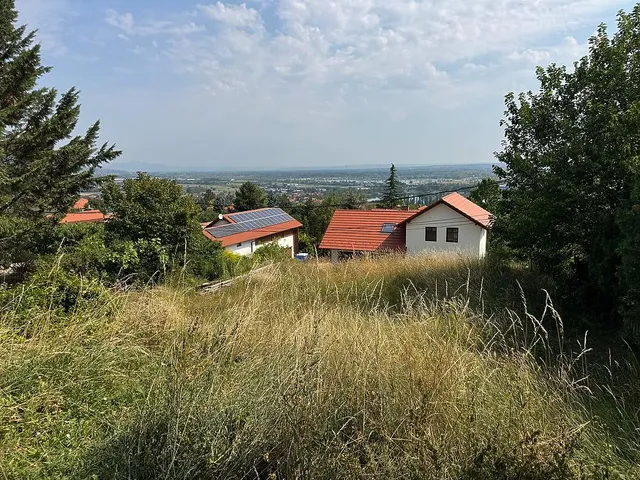 Eladó telek Budakalász 589 nm