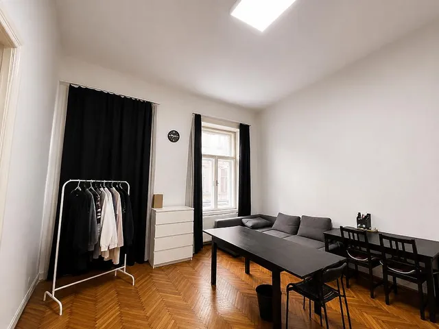 Eladó lakás Budapest VII. kerület, Rákóczi út 68 nm