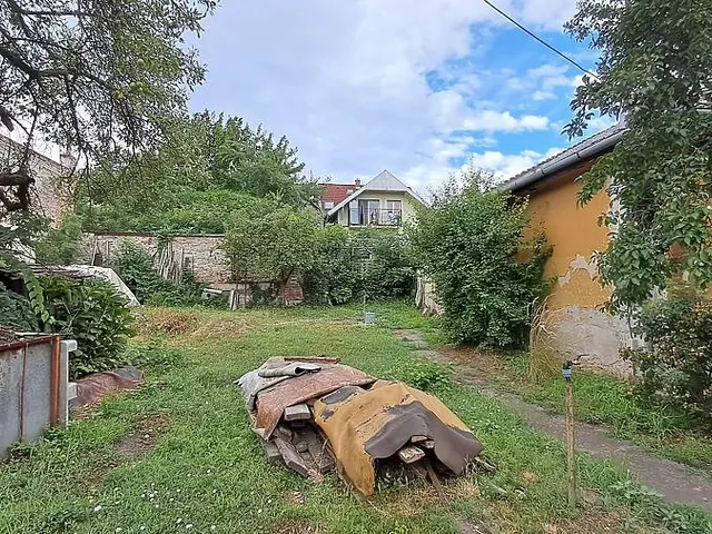 Eladó telek Budapest XV. kerület, Rákospalota 362 nm