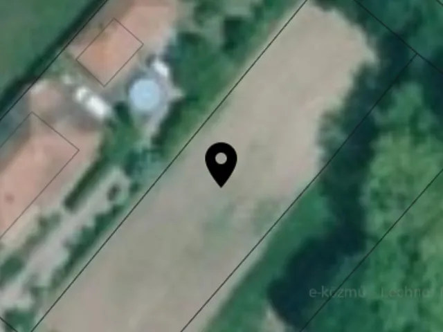 Eladó telek Vácrátót 840 nm