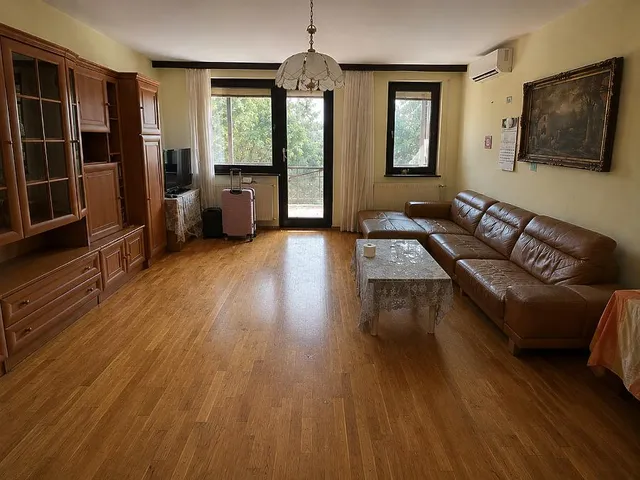 Eladó lakás Budapest XI. kerület, Sasad-Sashegy XI. ker., Nagyszalonta utca 120 nm
