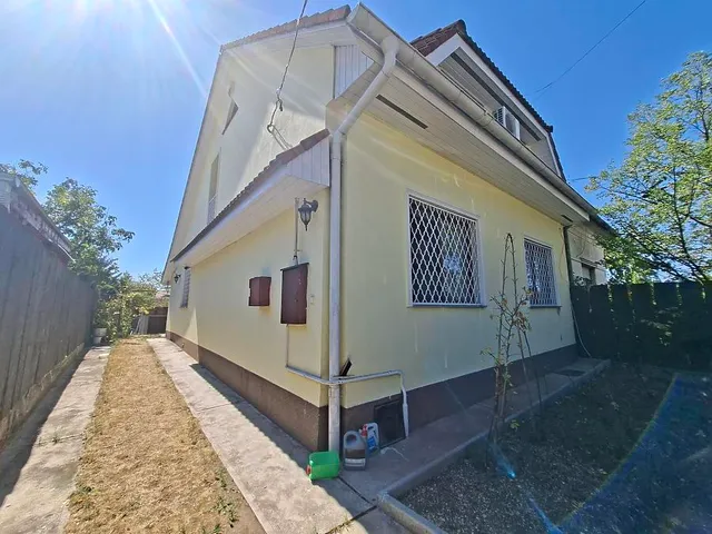 Eladó ház Budapest XIX. kerület, Kispest 138 nm