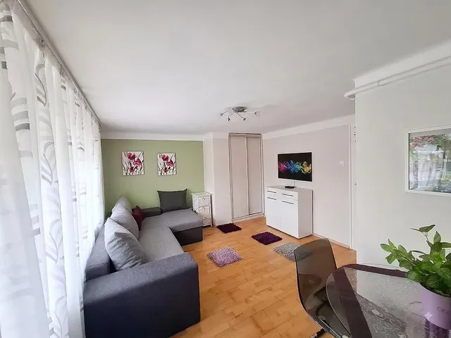 Eladó lakás Budapest X. kerület, Óhegy 23 nm
