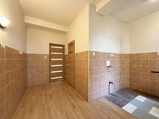 Eladó lakás Budapest II. kerület, Varsányi Irén utca 36 nm