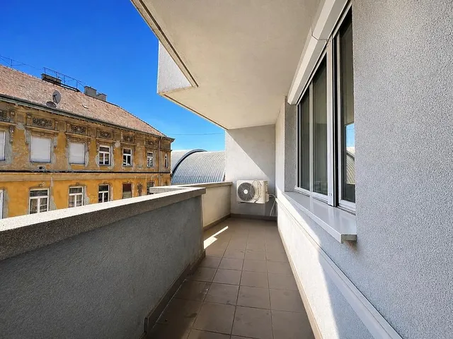 Eladó lakás Budapest II. kerület 66 nm