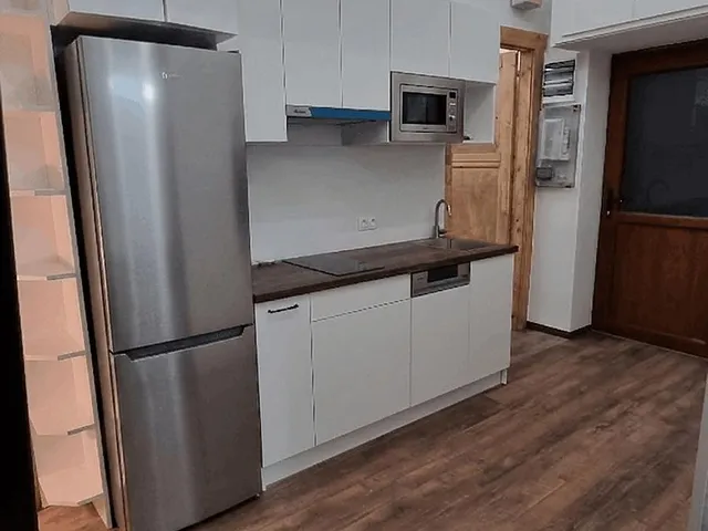 Eladó lakás Budapest VI. kerület 22 nm