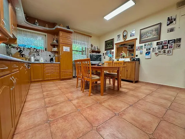Eladó lakás Budapest III. kerület, Mocsárosdűlő 120 nm