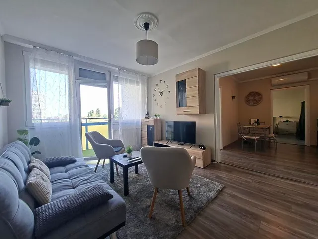 Eladó lakás Budapest X. kerület, Laposdűlő 72 nm