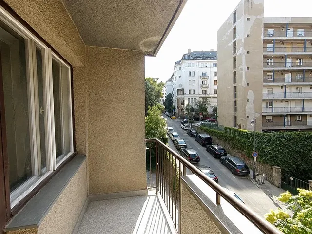Eladó lakás Budapest II. kerület, Országút 58 nm