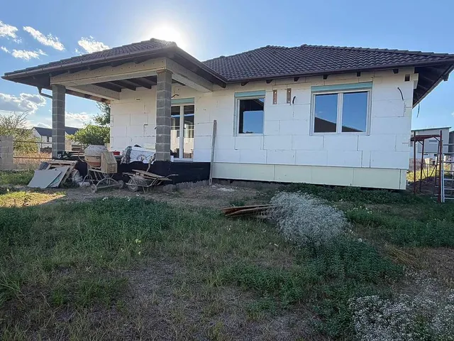 Eladó ház Vác 112 nm