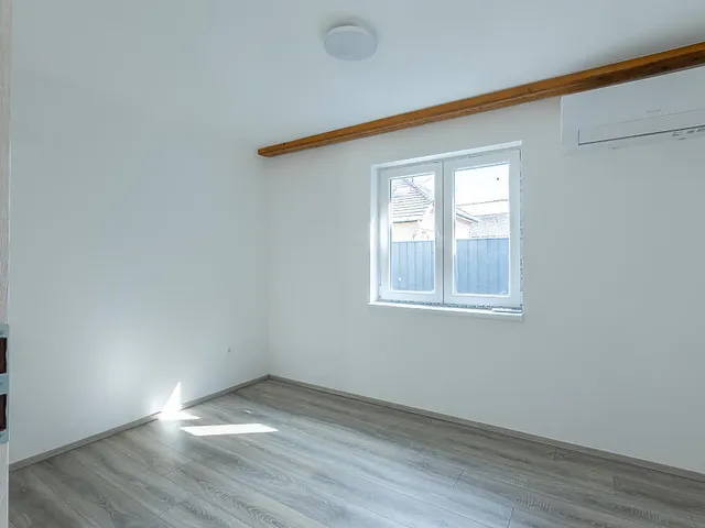 Eladó lakás Budapest XXI. kerület 30 nm