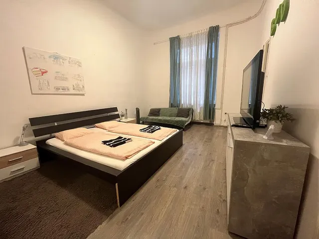 Eladó lakás Budapest VII. kerület, Baross tér 30 nm