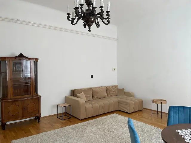 Kiadó lakás Budapest VI. kerület, Szondi utca 105 nm