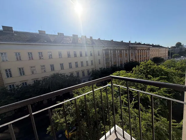 Eladó lakás Budapest VIII. kerület, Corvin negyed 80 nm