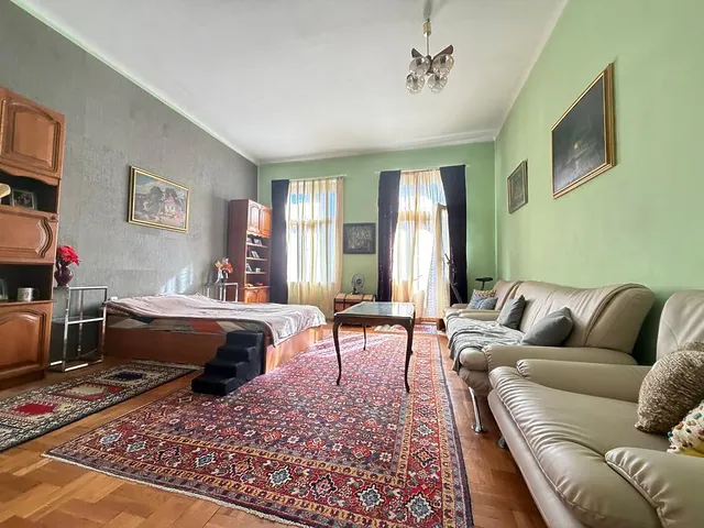 Eladó lakás Budapest VIII. kerület, Corvin negyed, Üllői út 80 nm
