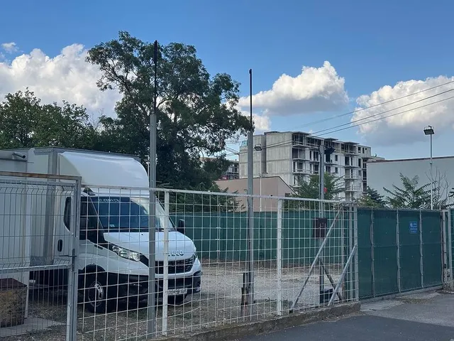Eladó telek Budapest XXI. kerület 659 nm