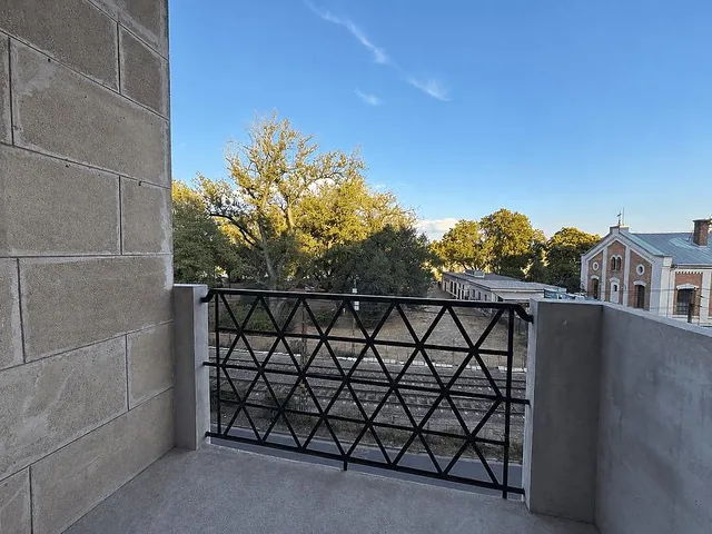 Eladó lakás Budapest III. kerület 64 nm