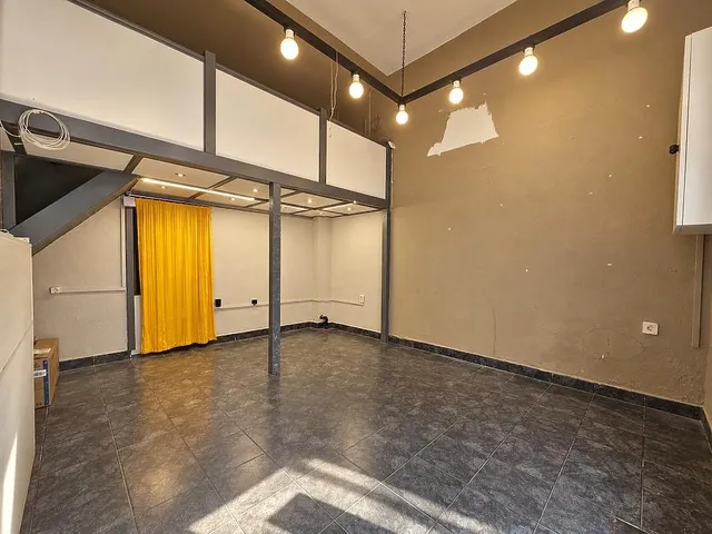 Kiadó kereskedelmi és ipari ingatlan Budapest XII. kerület, Krisztinaváros XII. ker. 22 nm