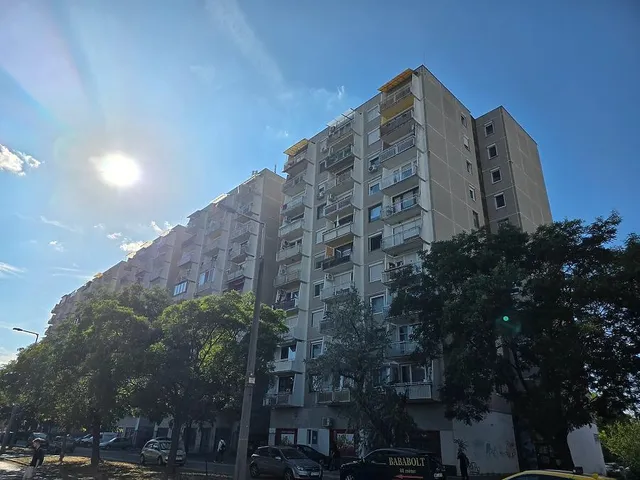 Eladó lakás Budapest XXI. kerület 70 nm